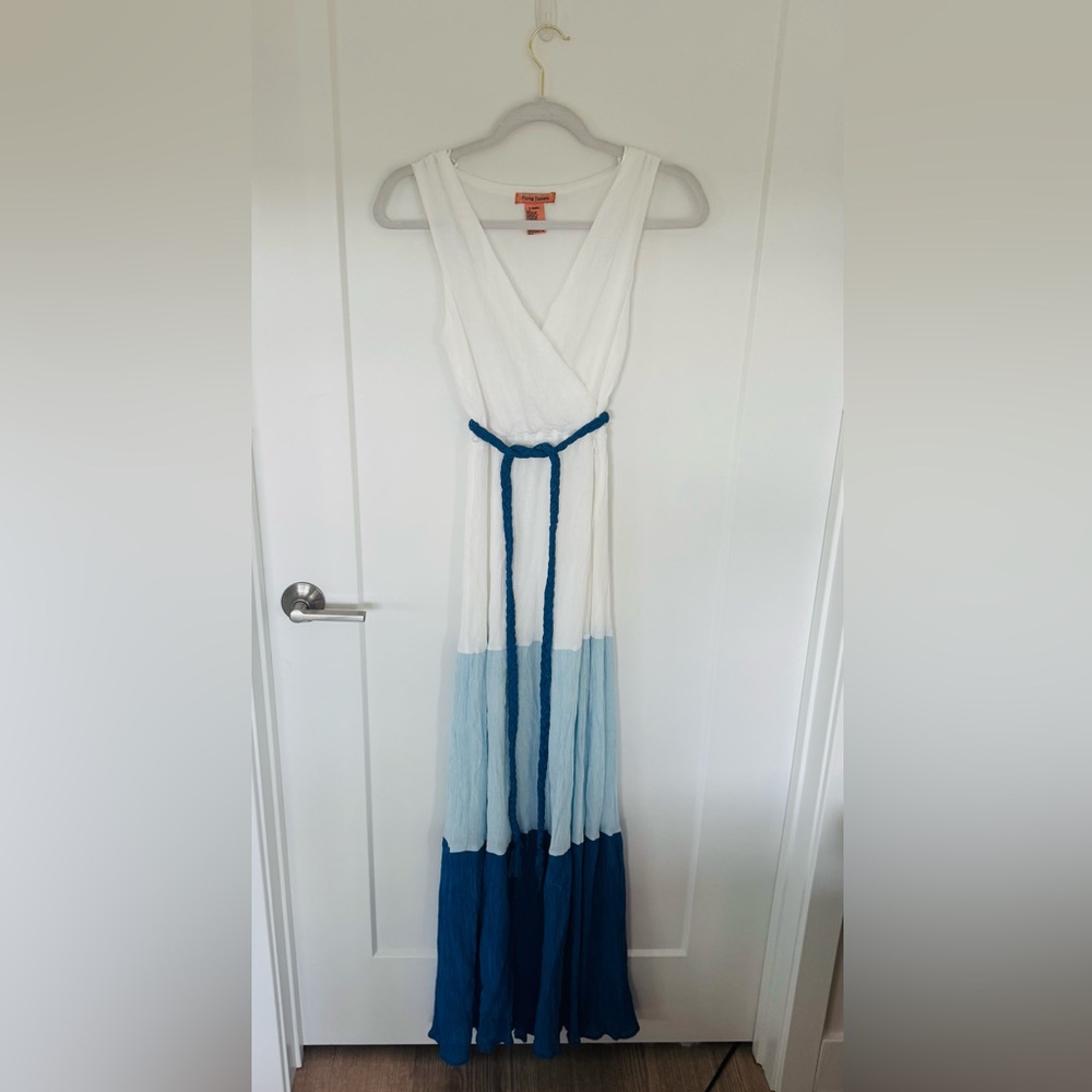 Flying Tomato Elegant White and Blue Maxi Dress XS.